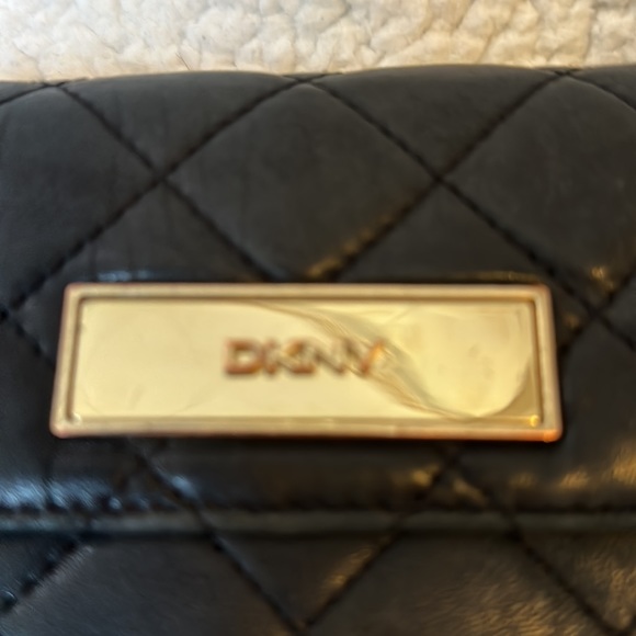DKNY Wallet in good condition. Please see all photos. Damage on inside flap. - Picture 3 of 7